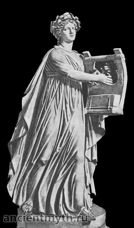 Аполлон - бог света, а также бог-покровитель искусств, играющий на кифаре.